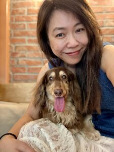 人類圖 喬宜思 Joyce Huang 與她的愛犬：展現親和且真實的生活面貌